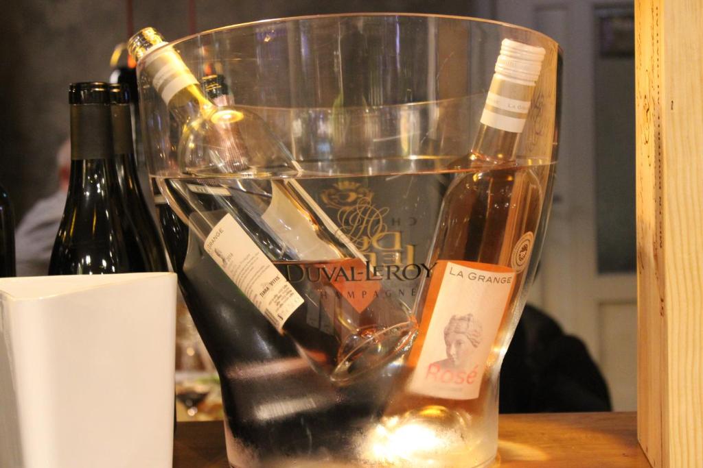 Nápoje v ubytování Kragemann Hotel & Vinothek