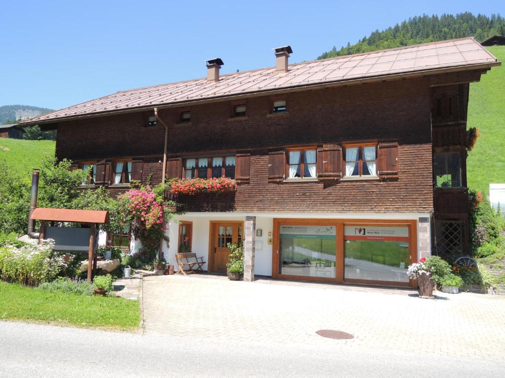Budova, v ktorej sa apartmán nachádza