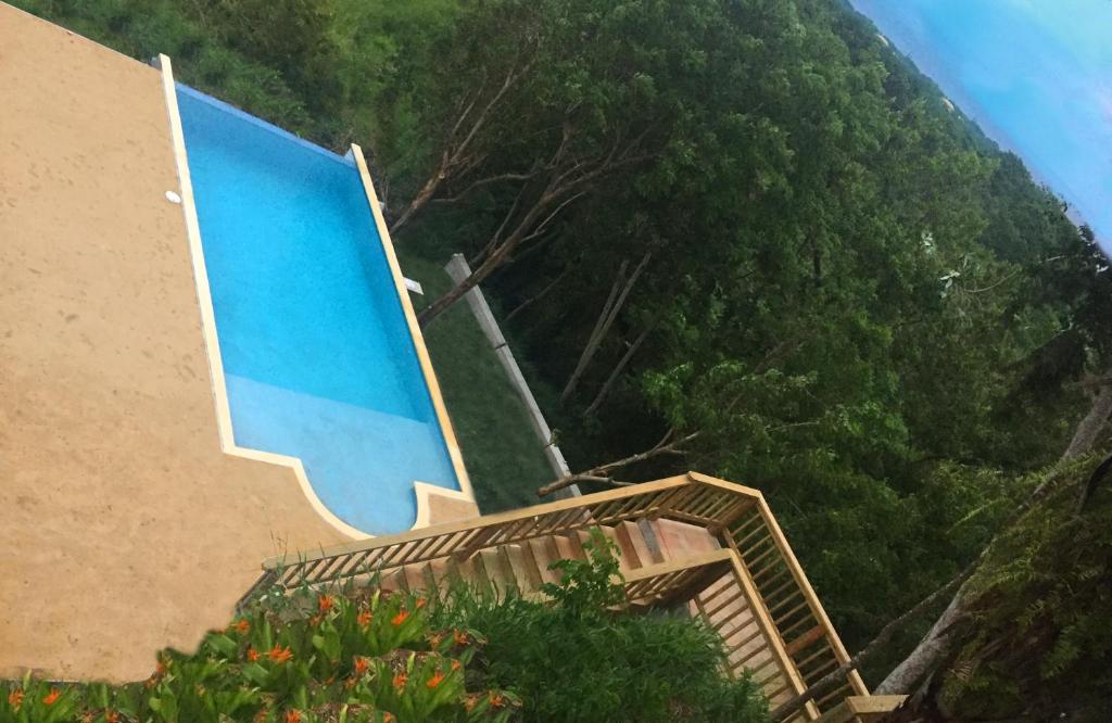 Bazén v ubytování SeaScape Roatan nebo v jeho okolí