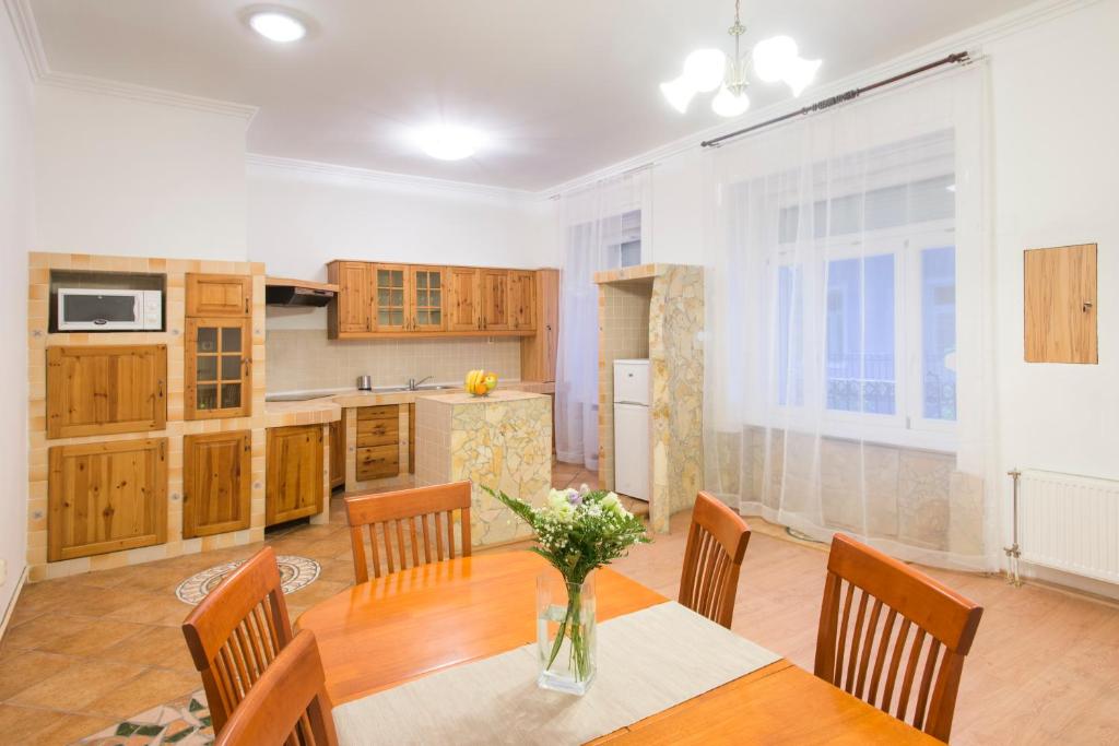 Baross City Hotel - Budapest - Resim 38