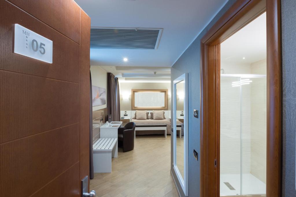 Koupelna v ubytování Magri's Hotel