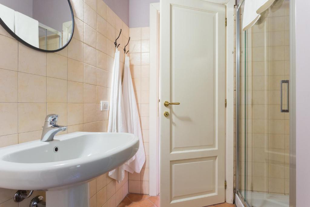 COSY APARTMENT 2 MINUTES FROM DUOMO - 15