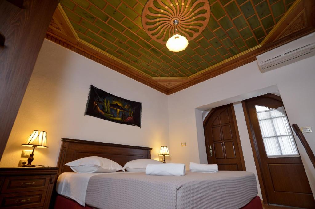 Hotel Kalemi 2 - Habitación Doble Deluxe Con Balcón