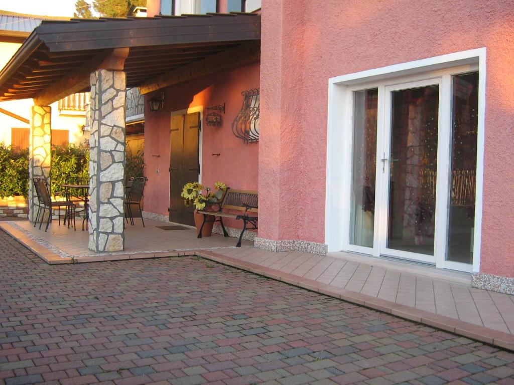 Budova, kde se bed and breakfast nachází
