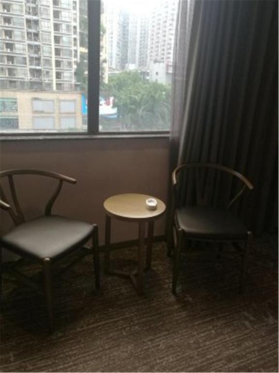 Posezení v ubytování lnsail Hotel Shenzhen Luohu Port Railway Station