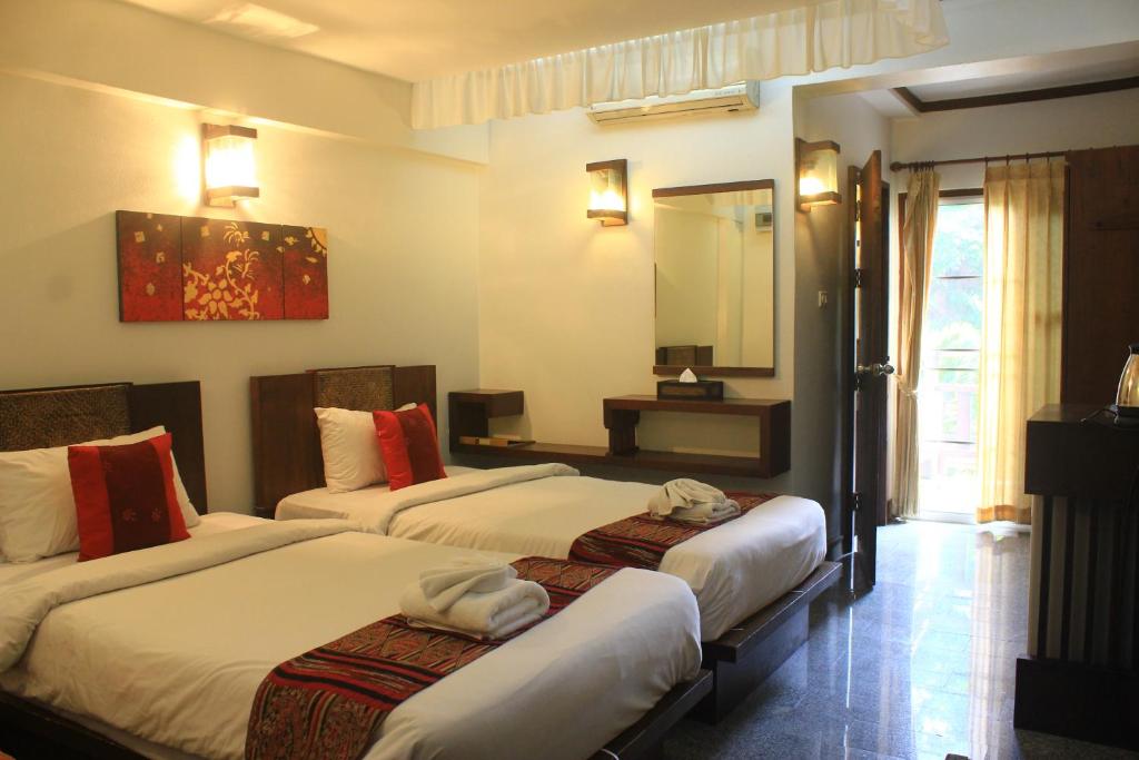 
Standard Twin Room with Shower
