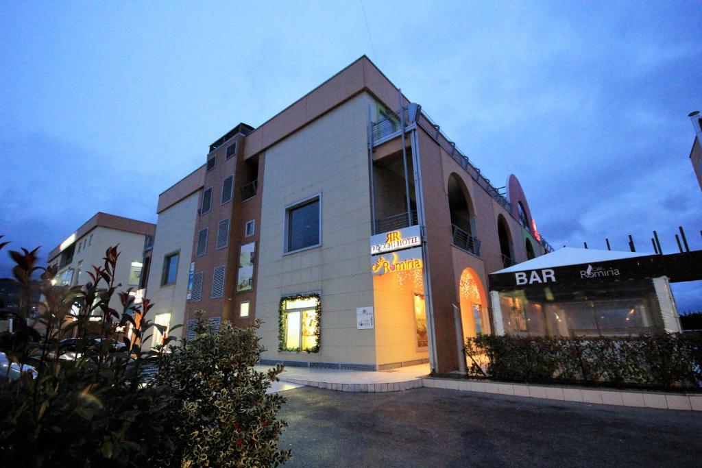 Hoone, kus hotell asub