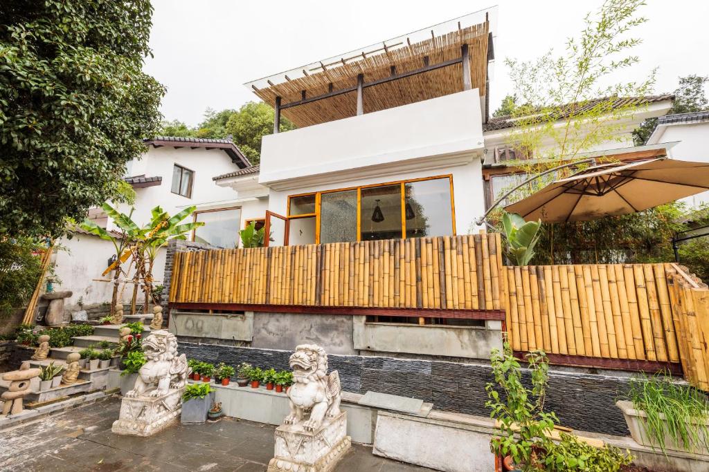 Balkón nebo terasa v ubytování Dan’s Sea Guest House Hangzhou