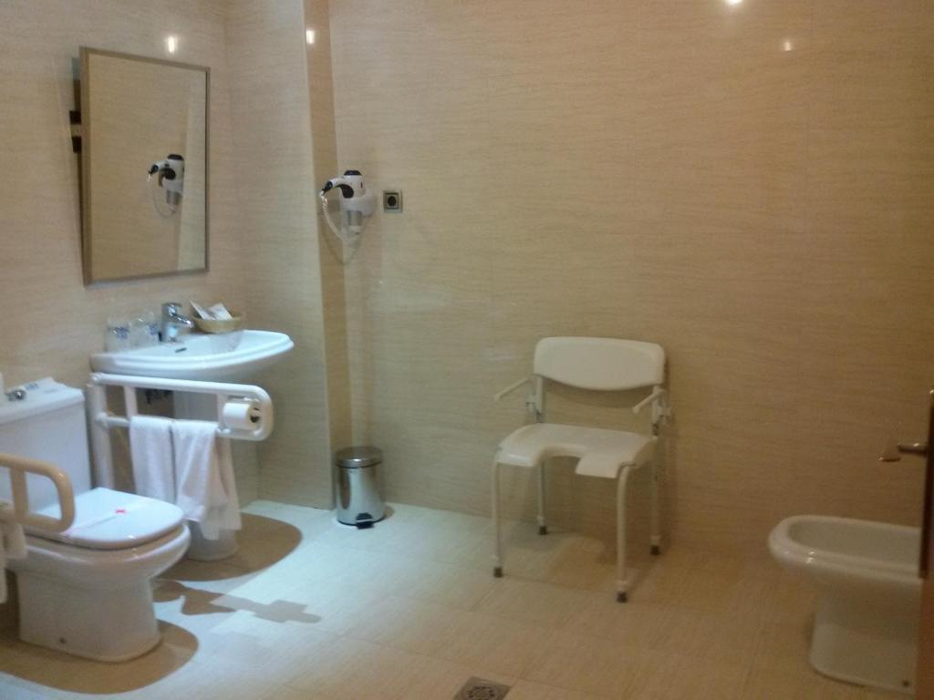 Hotel II Castillas Ávila - 15