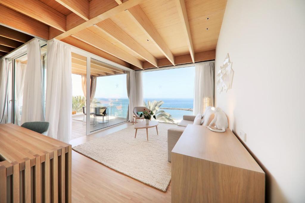 Posezení v ubytování JOIA Salomé by Iberostar -Adults Only