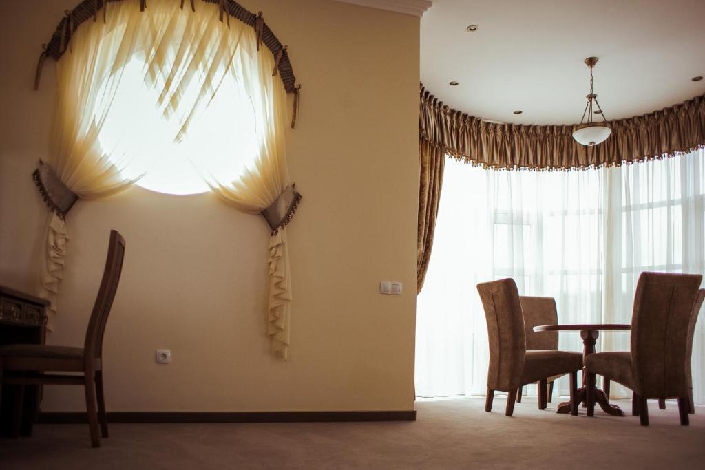 Posezení v ubytování Warszawa Hotel