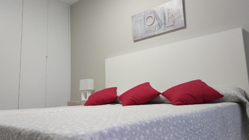 Postel nebo postele na pokoji v ubytování San Anton Centro Apartment