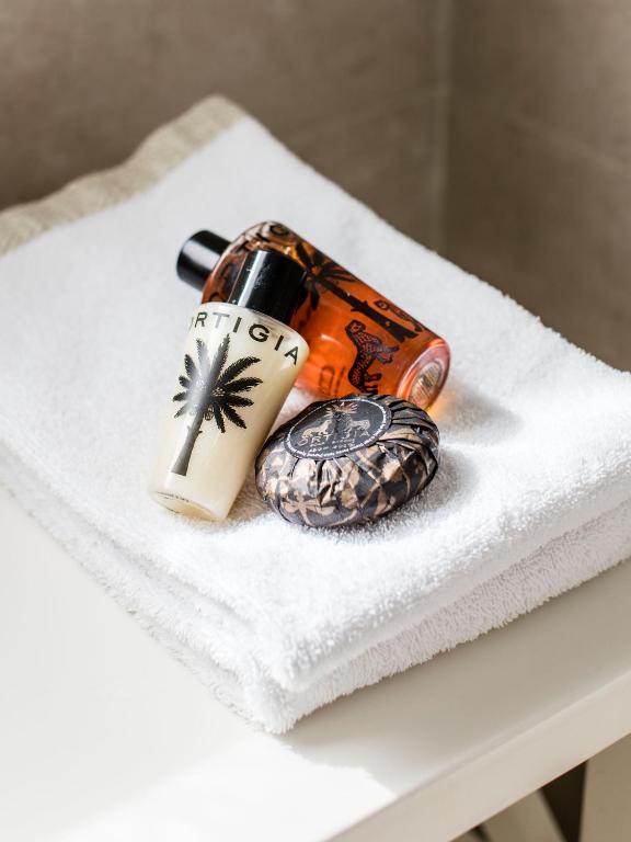 La Malandrina - Apartments & Suites - 8