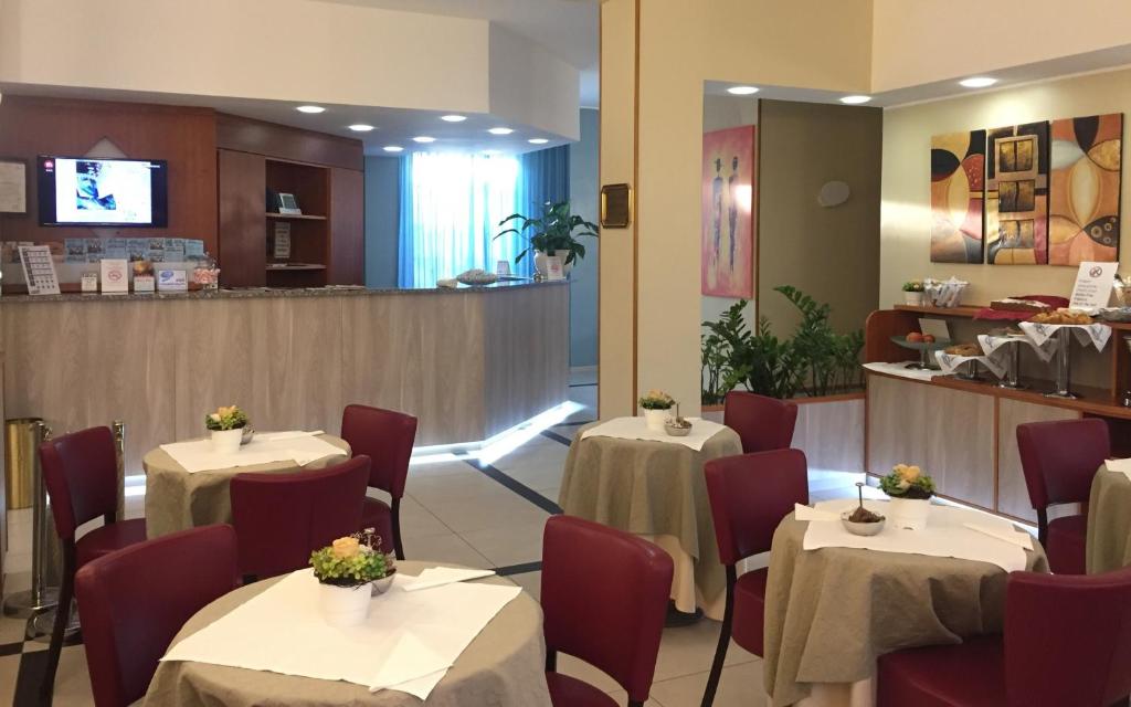 Restaurace v ubytování Hotel Arcobaleno