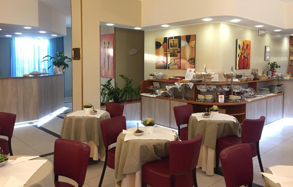 Restaurace v ubytování Hotel Arcobaleno
