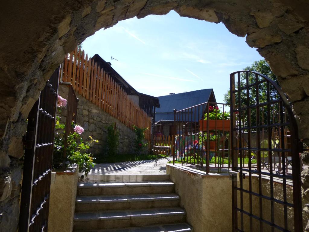 Fotografie z fotogalerie ubytování B&B Fontbriand v destinaci Réallon
