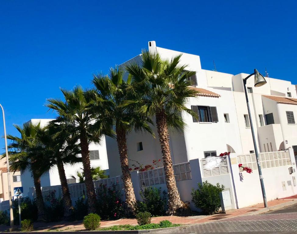 villa cinco palmas, Almerimar – Updated 2022 Prices