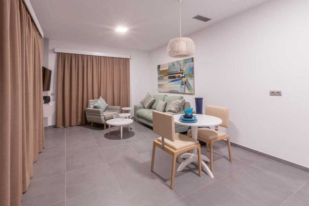 Posezení v ubytování Silvi Villas by TAM Resorts