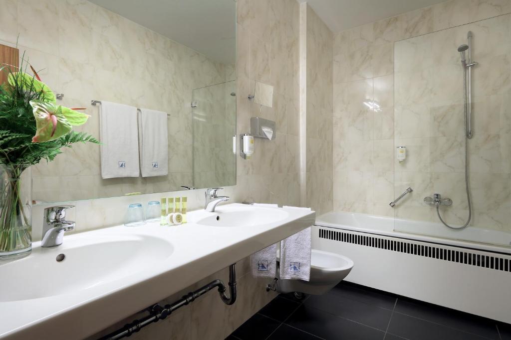 Koupelna v ubytování Eurostars Park Hotel Maximilian