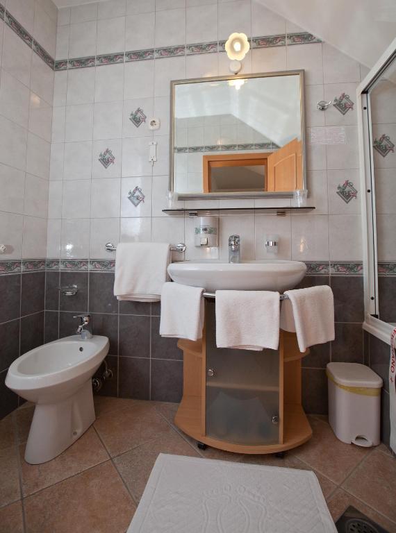 Koupelna v ubytování Guesthouse Tulipan