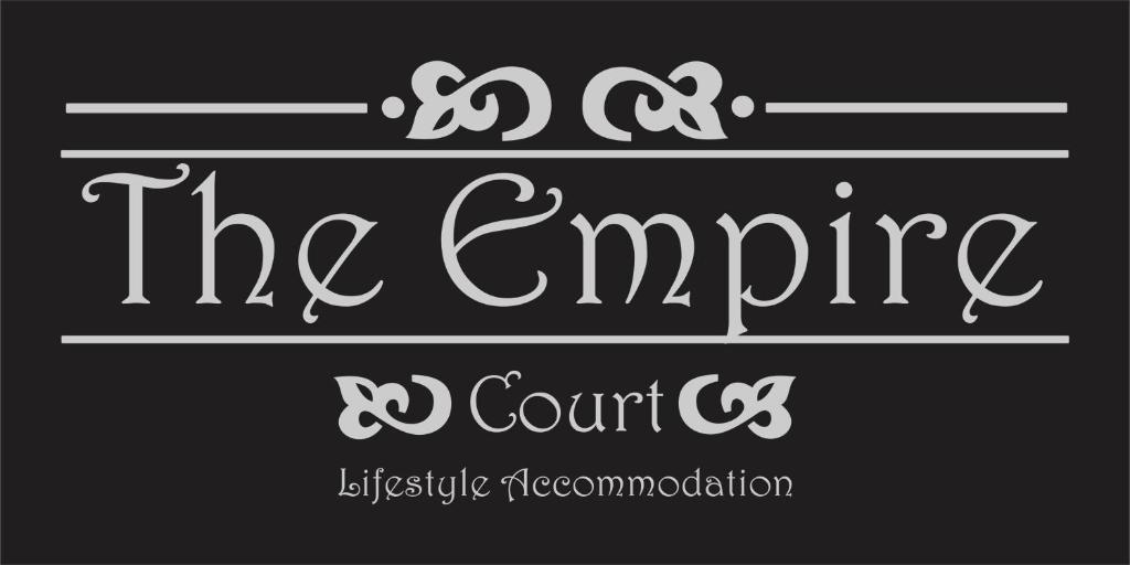 un signo que lee la grabación labial del imperio en The Empire Court, en Kimberley