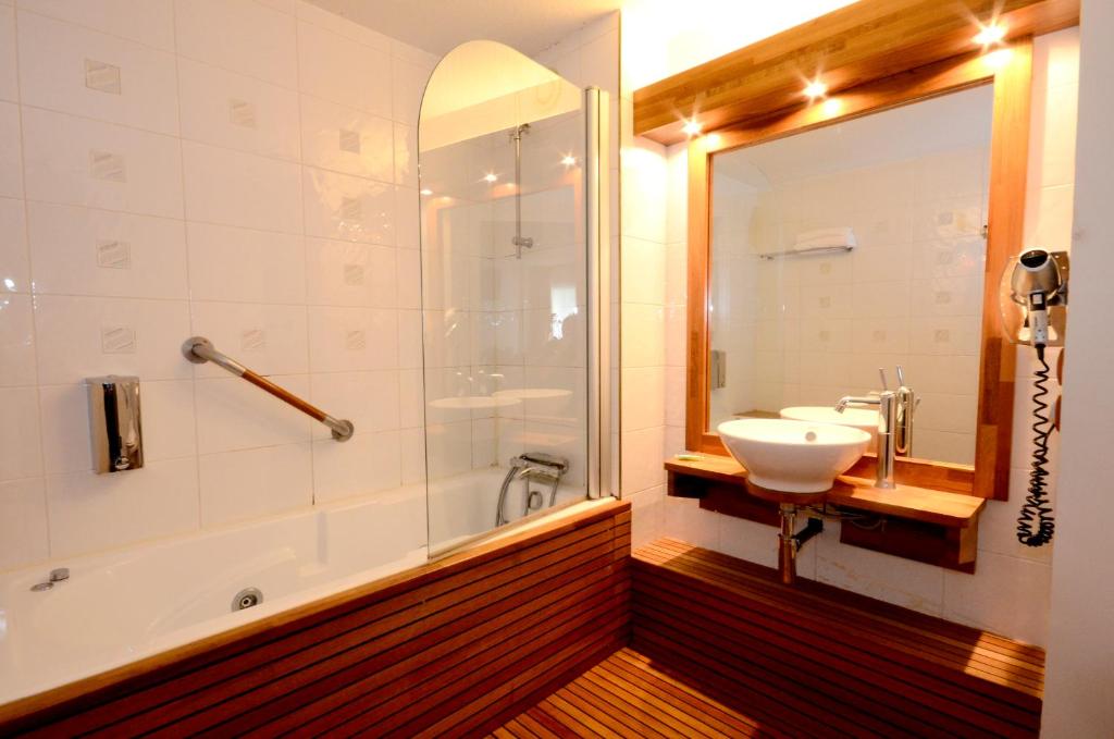 Greenhotels Roissy Parc des Expositions - Double Room