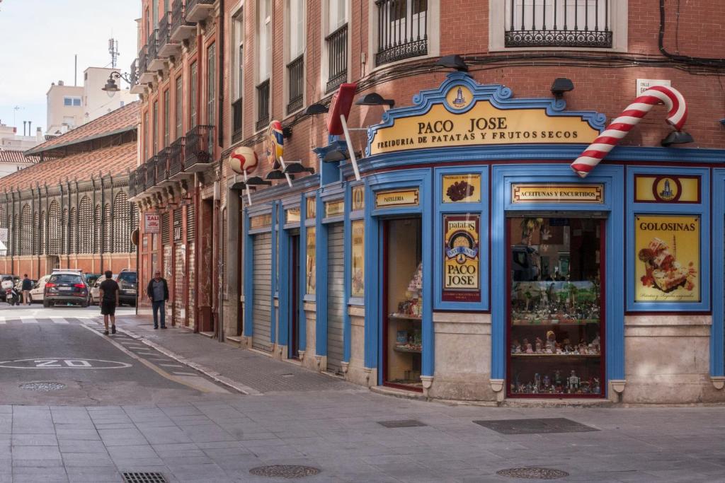 Premium Historic Center & Parking - 8