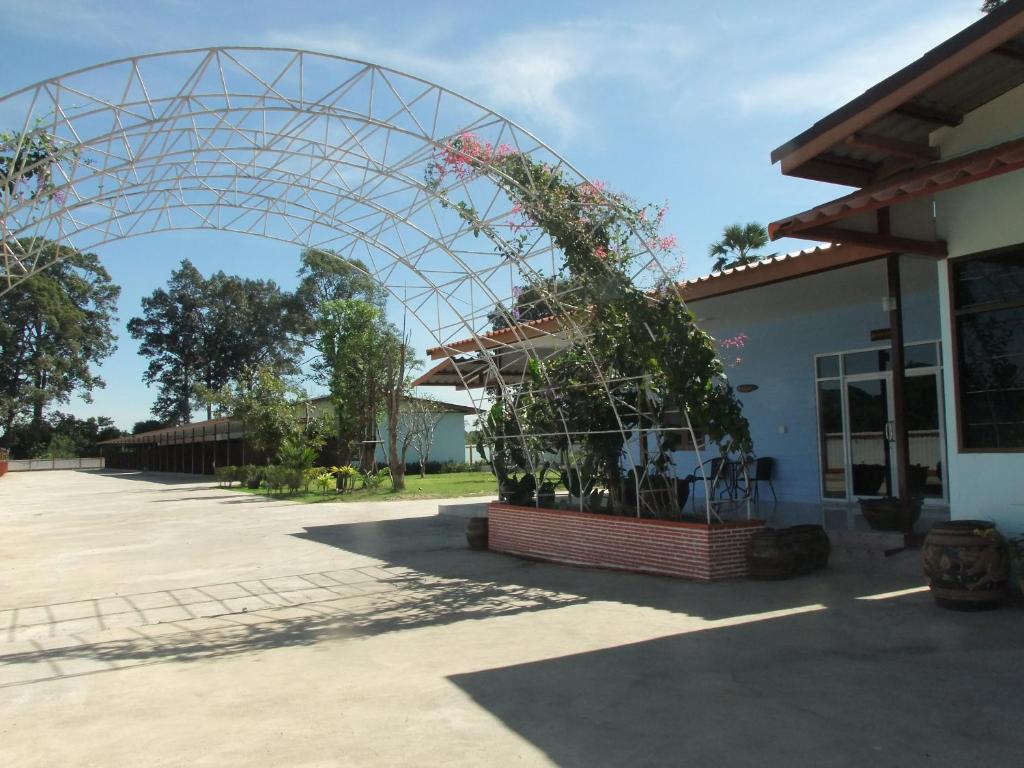 Zahrada ubytování Chao Phraya Home