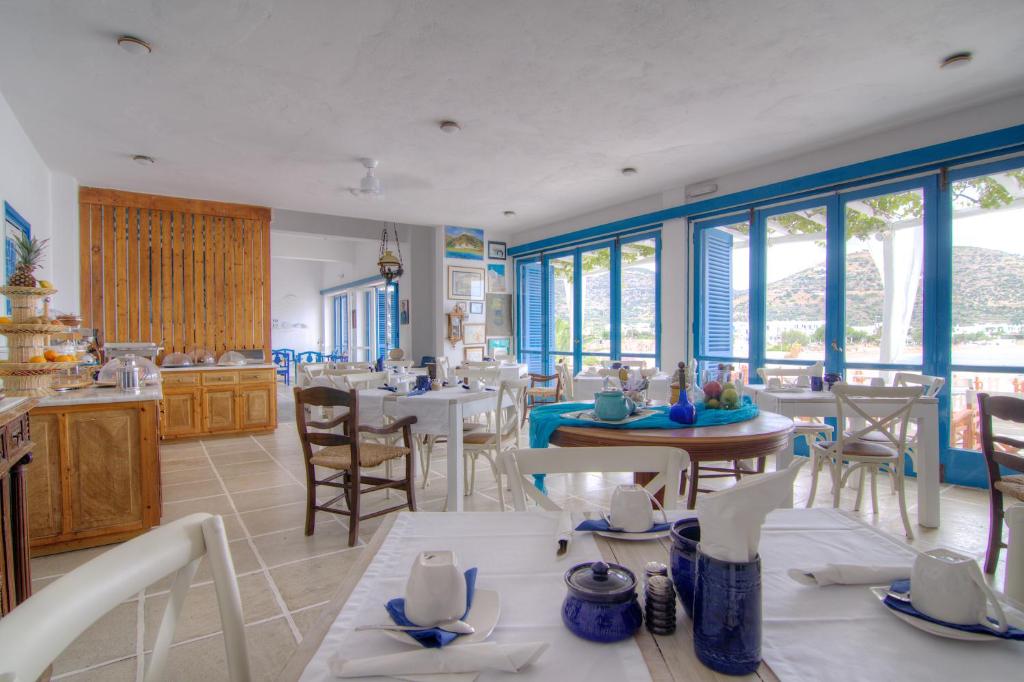 Posedenie v ubytovaní Platys Gialos Hotel Sifnos