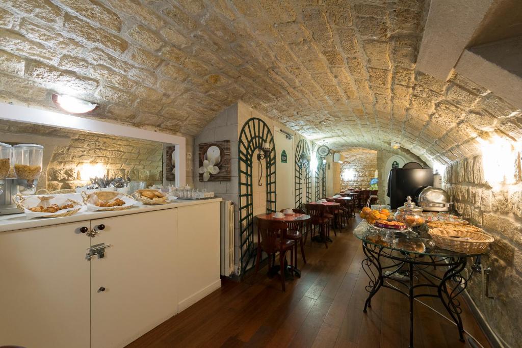 Prince Monceau - Resim 5