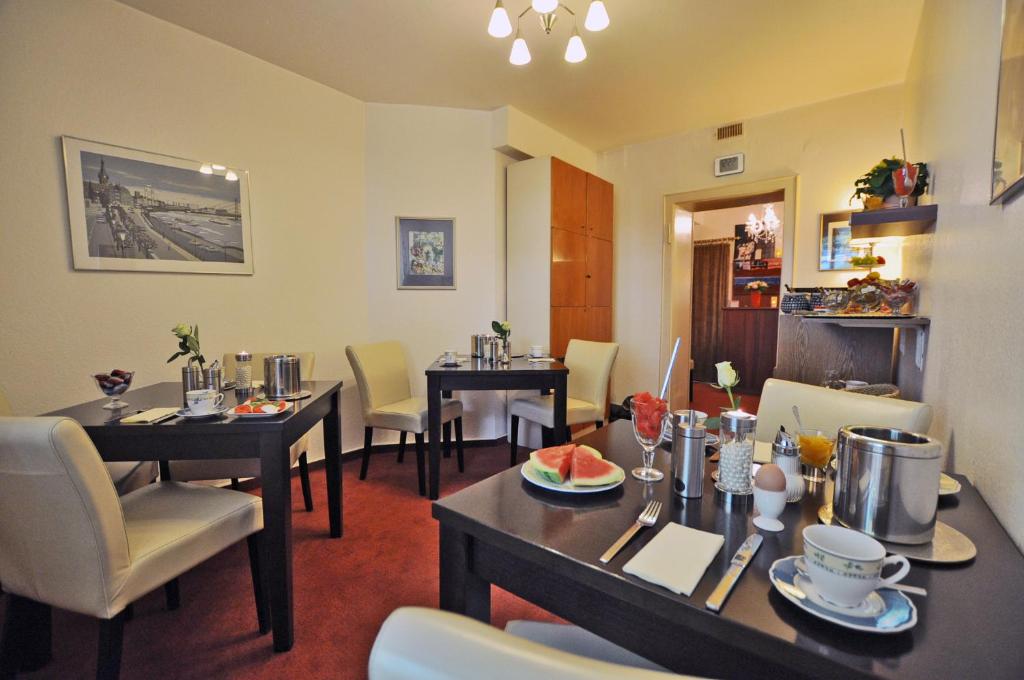 Hotel Am Ehrenhof - Resim 3