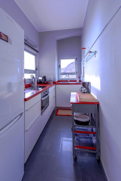 Kuchyň nebo kuchyňský kout v ubytování La Casa de Sardina