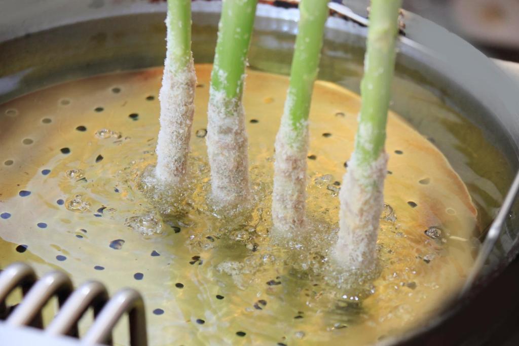 ホテルの敷地内または近くでの食事または食べ物