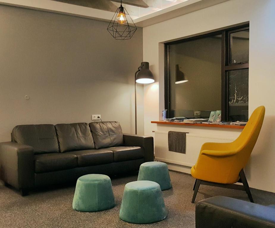 Posezení v ubytování Lækur Hostel