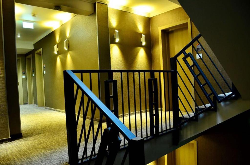 Fotografie z fotogalerie ubytování Hotel Baril v destinaci Haţeg