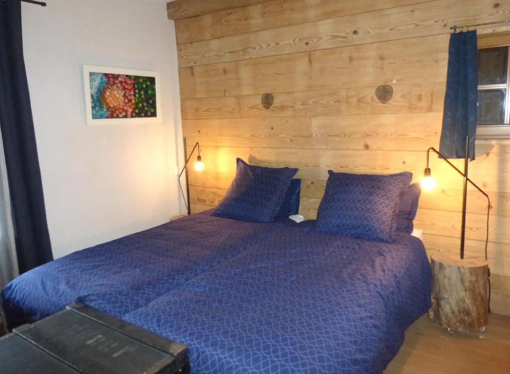 Postel nebo postele na pokoji v ubytování Chambres d'hôtes Béred Vuillemin
