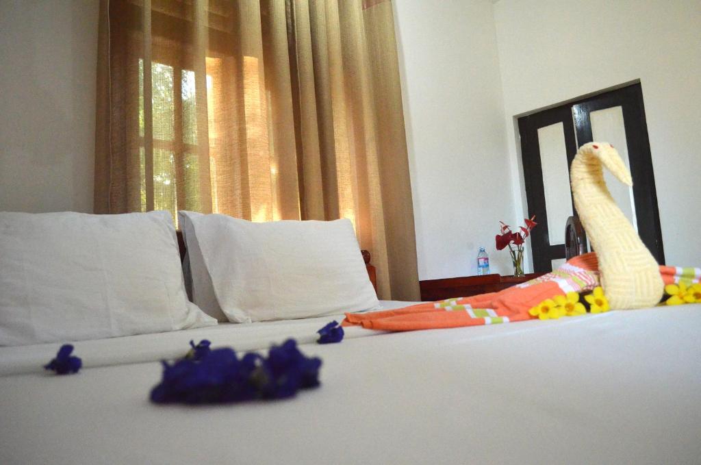 Lonely Beach Resort Tangalle - 1