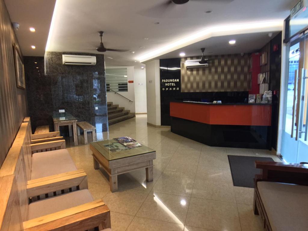 Kuchyň nebo kuchyňský kout v ubytování Padungan Hotel