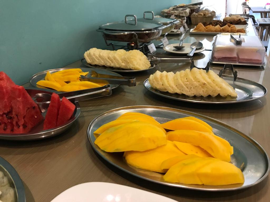 Comida no hotel ou em algum lugar perto