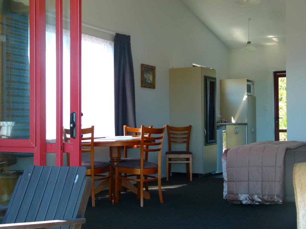 Kuchyň nebo kuchyňský kout v ubytování BeachView Motel