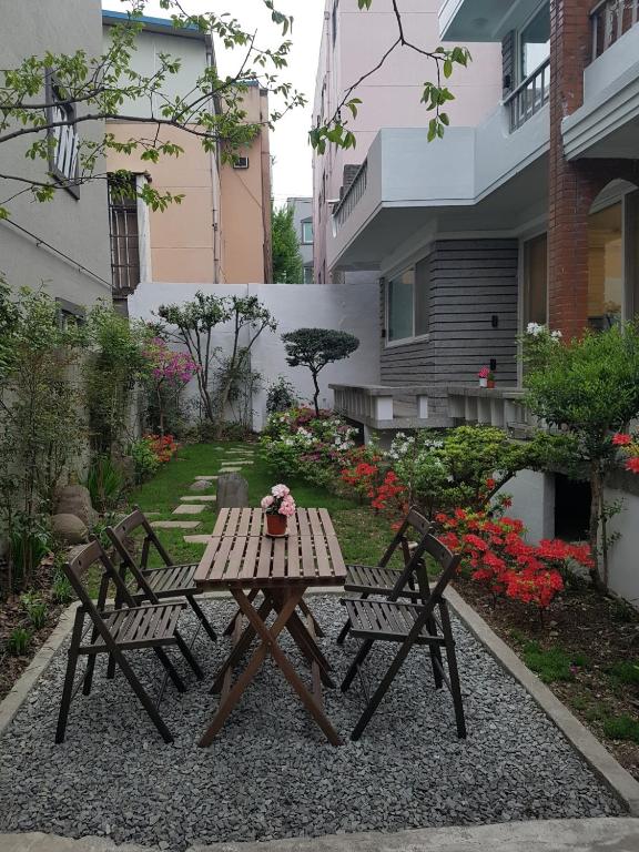 Zahrada ubytování Byulbam Guesthouse