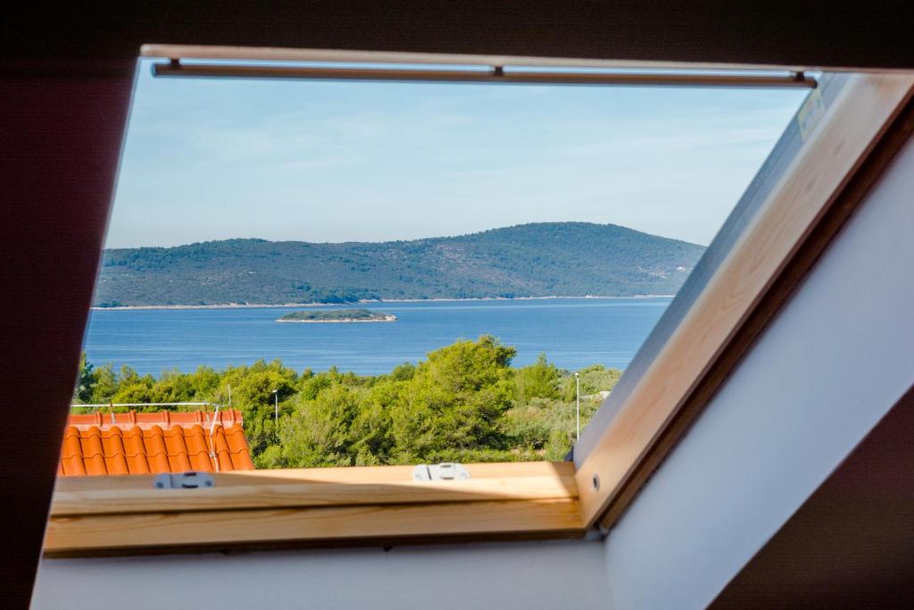 Vila Mimoza - Apartment With Sea View