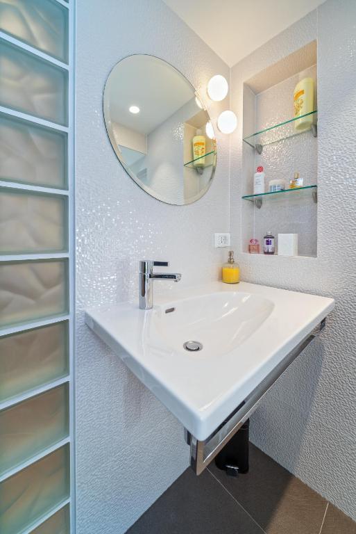 Feel like an Emperor Apartments - Superior Apartment