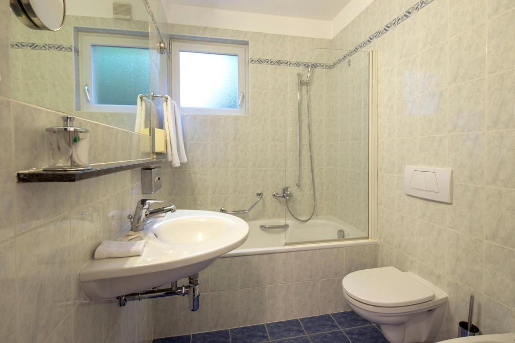 Koupelna v ubytování Hotel Campione