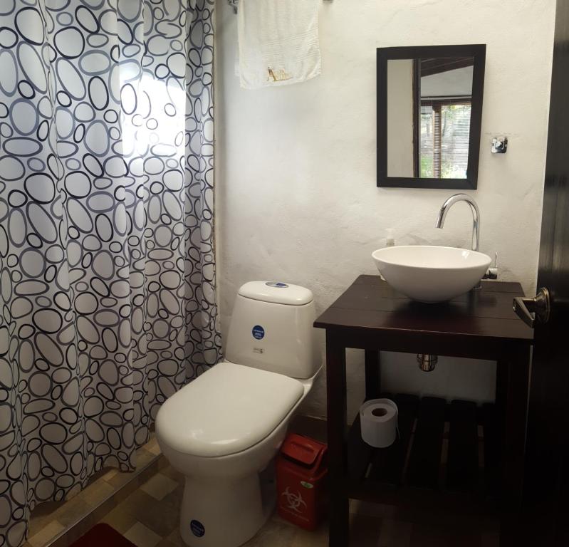 Koupelna v ubytování Hostal Casa Lantana