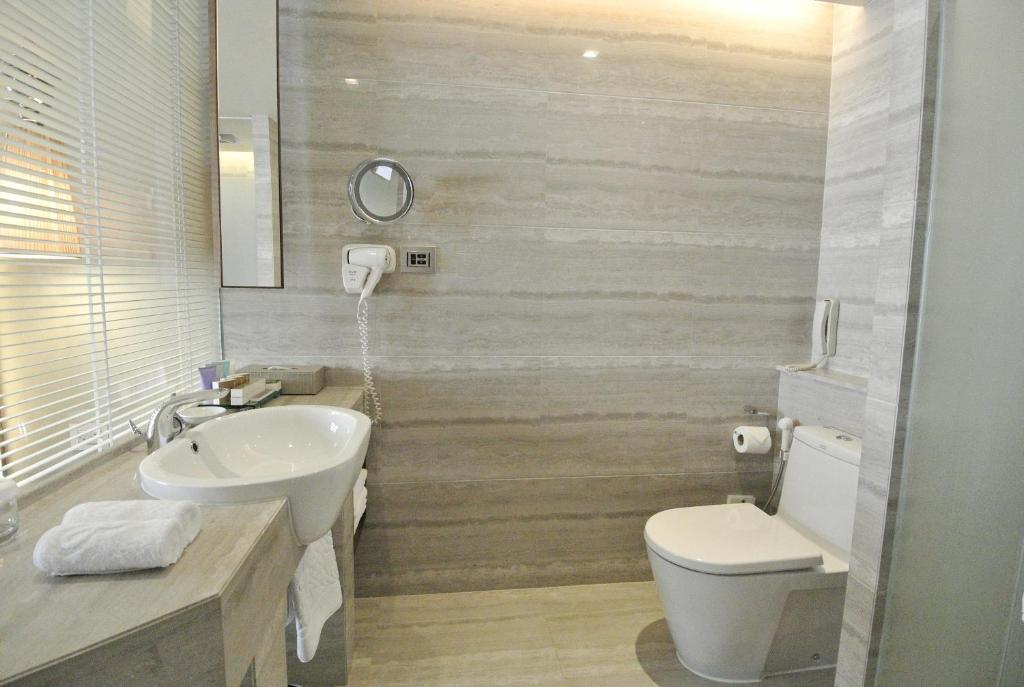 The Landmark Bangkok - 14