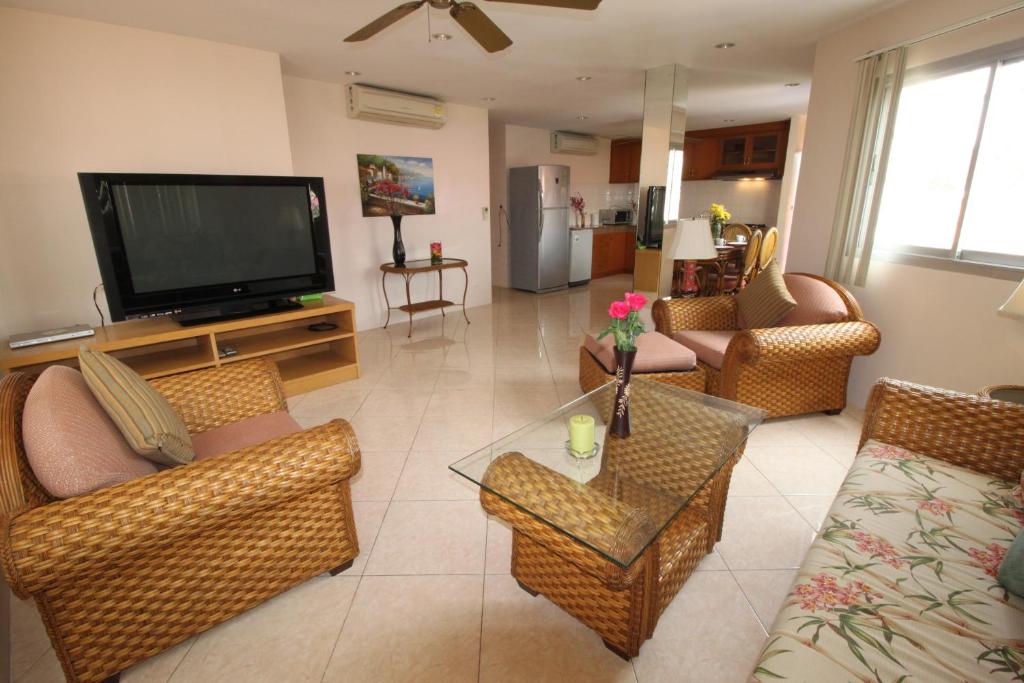 
Two-Bedroom Apartment with Spa Bath
