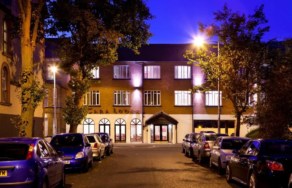 Tara Lodge, Belfast, Marea Britanie