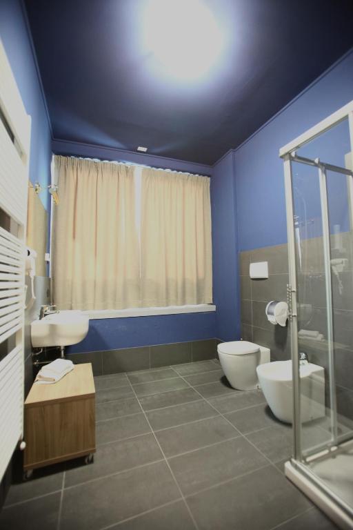 Koupelna v ubytování Valtidone Hotel