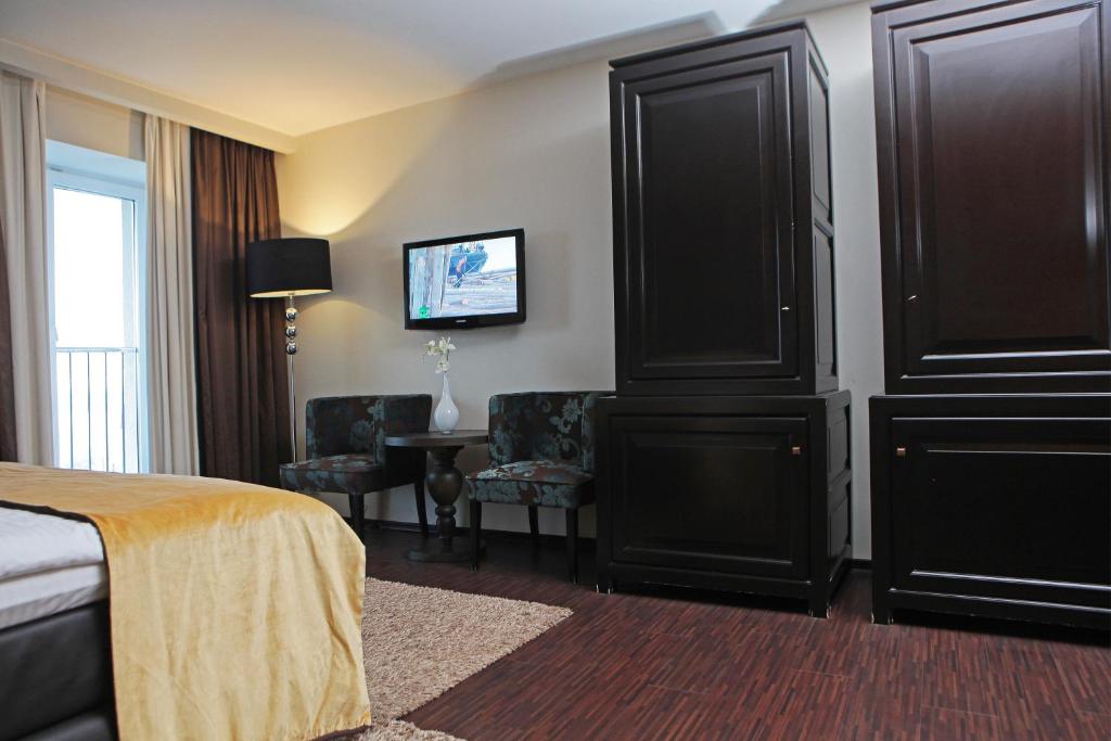 Graf Orlov Hotel - Junior Suite